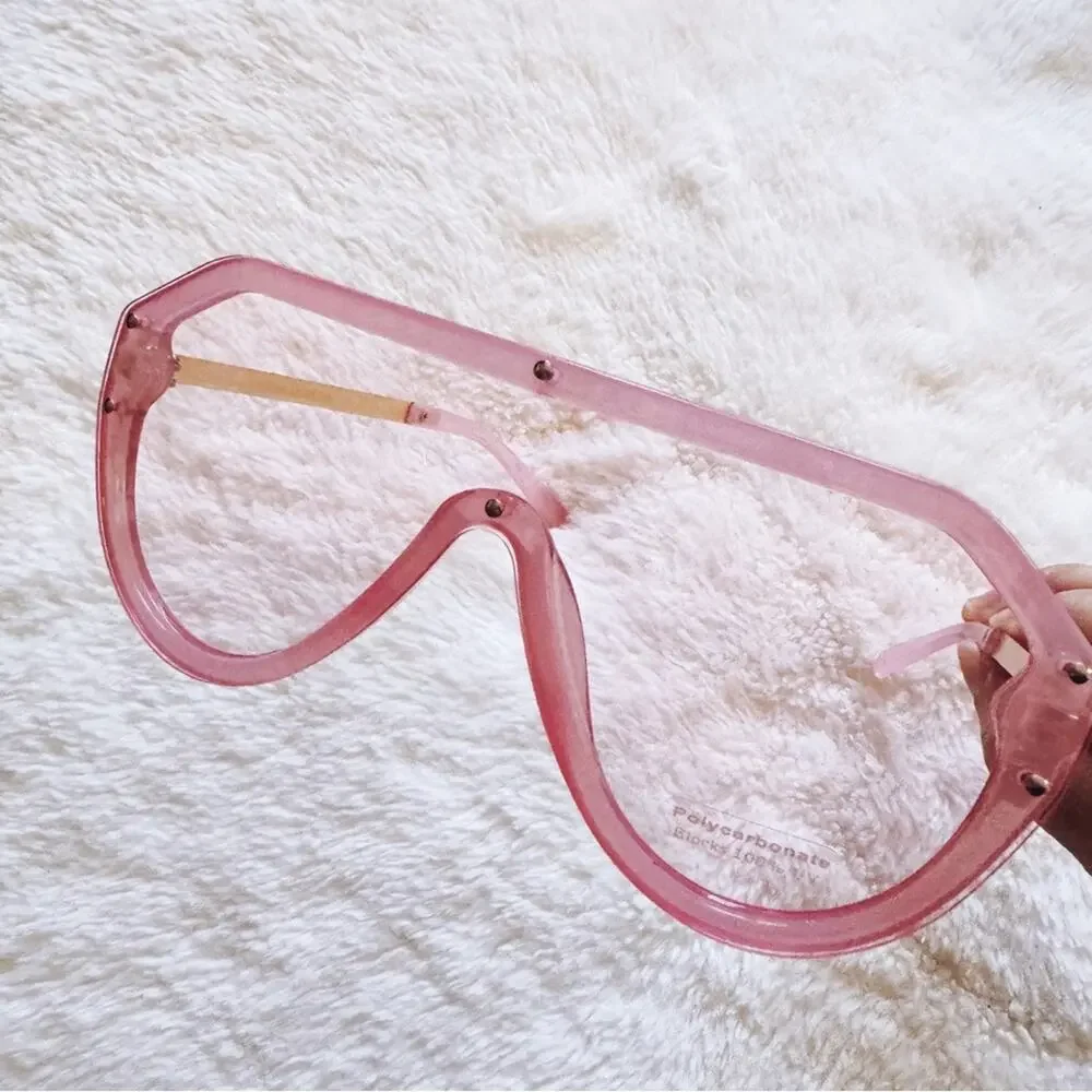 Stylens bold futuristic